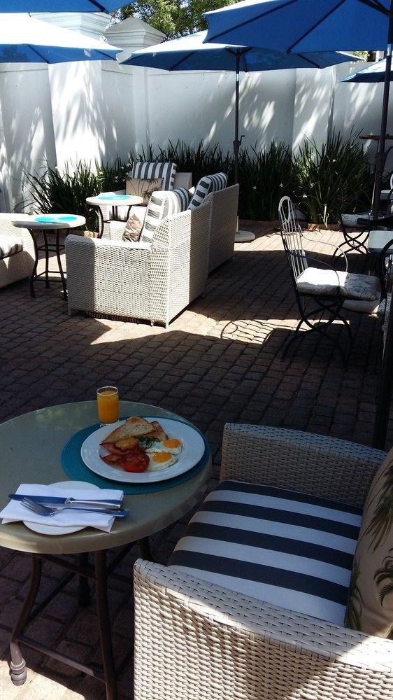 Quarters Hotel Durban Esterno foto