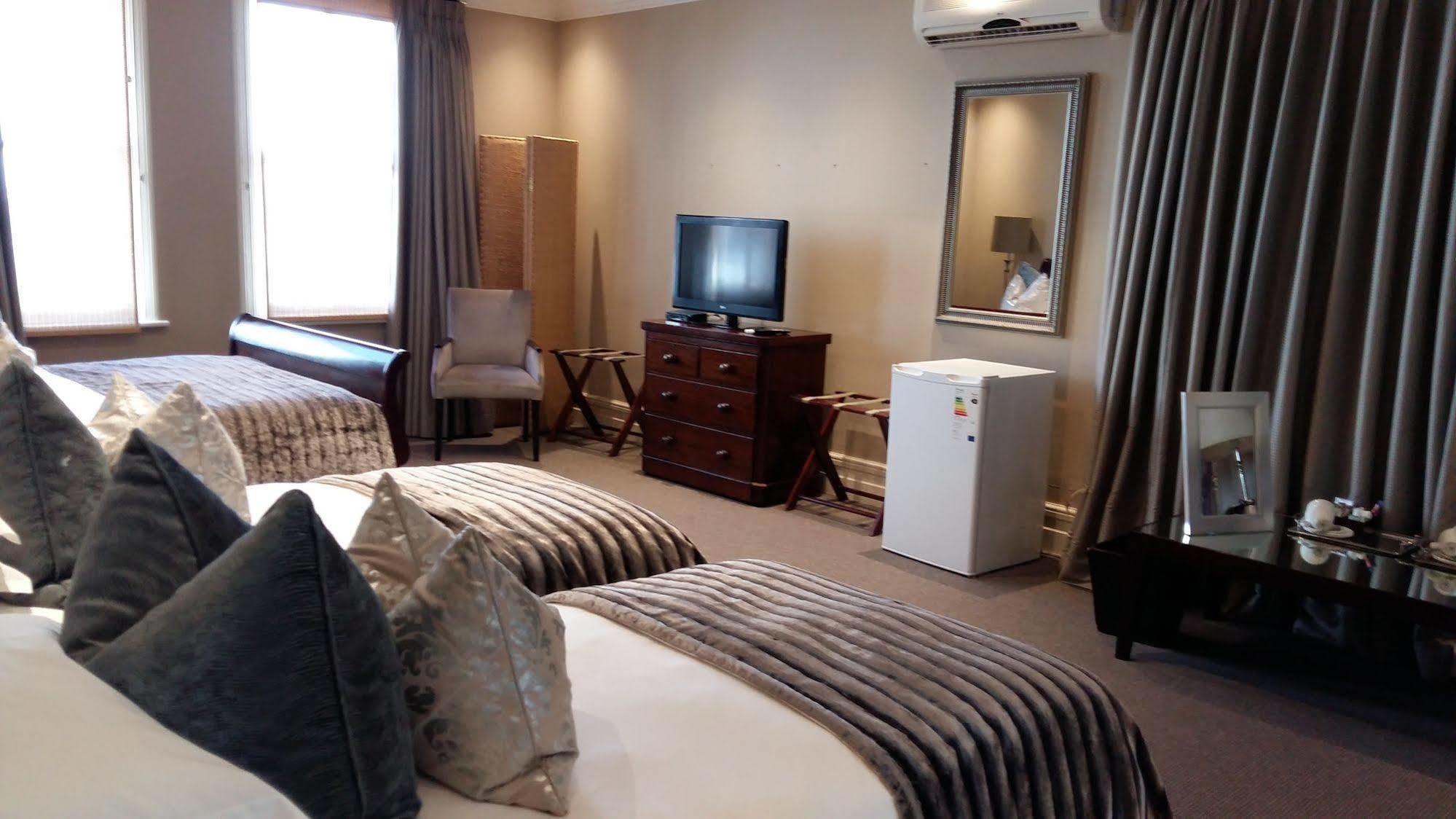Quarters Hotel Durban Esterno foto
